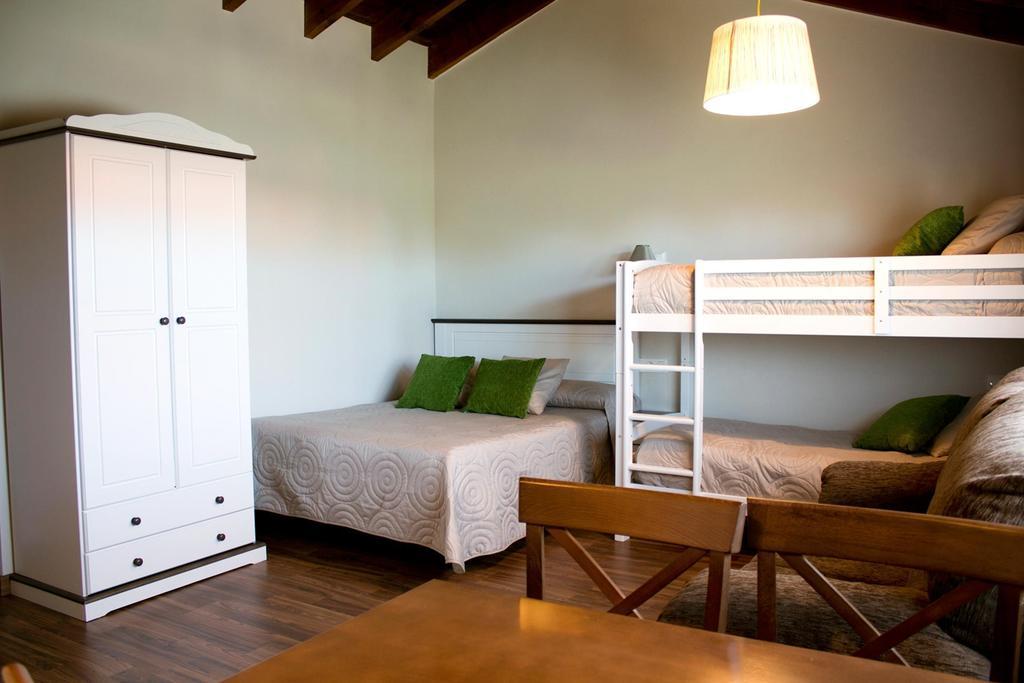 Hotel Y Apartamentos El Camin Poo De Llanes Chambre photo